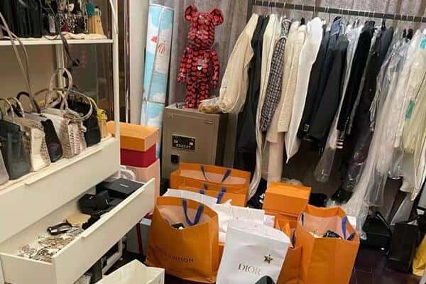 安庆怀宁县回收一线品牌衣服